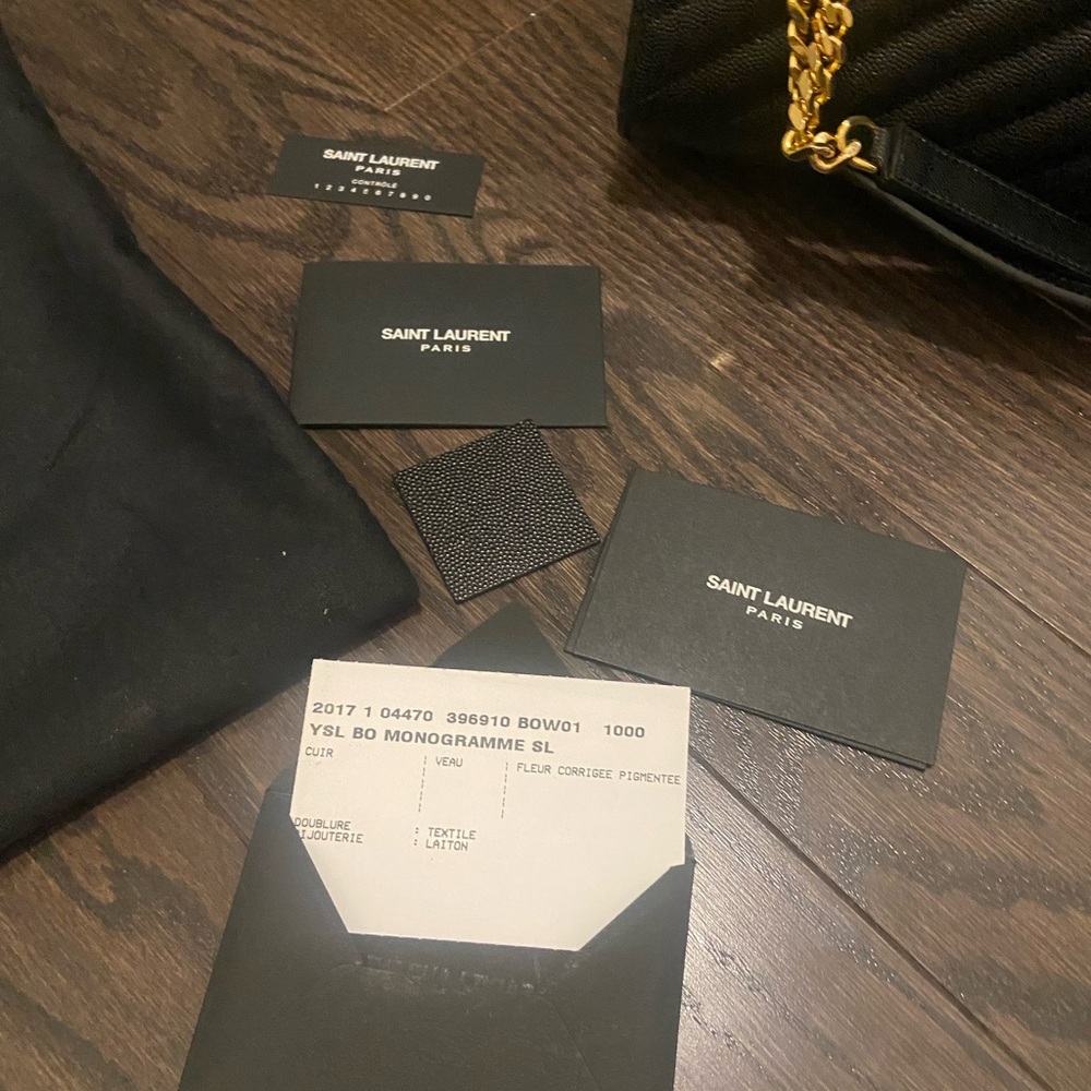 Authentic Yves Saint Laurent Black Quilted Shoulder Bag - Picture 10 of 12